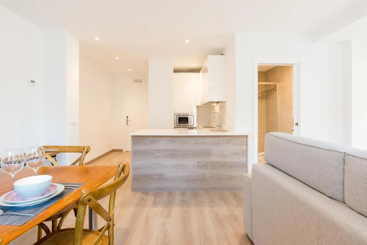 Urbe10 Atarazanas 2 Bedrooms Apartment Málaga