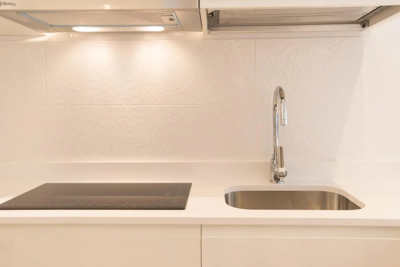 Urbe10 Atarazanas 2 Bedrooms Apartment Malaga